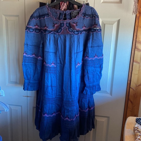 Johnny Was NWT Reina Embroidered Lined Linen Long Sleeve Tiered Dress Small - Picture 5 of 15